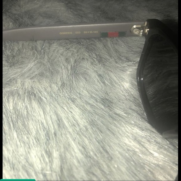 Gucci Sunglasses - Picture 2 of 3